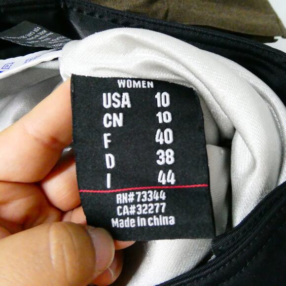 Marker women's size 10 black‎ snow pants - Picture 9 of 12